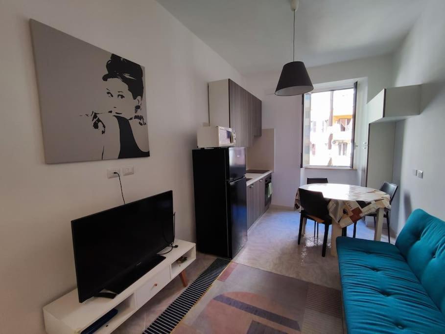 Interno 14 - Re Di Rom